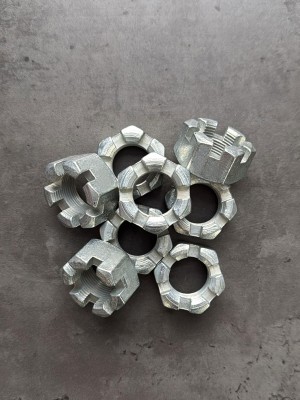 Гайка М24х1,5  корончатая рулевого пальца