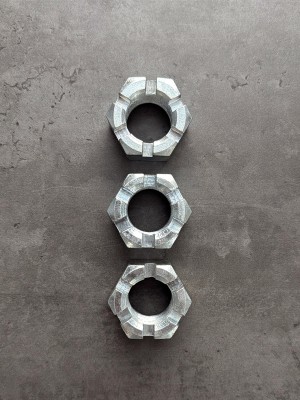 Гайка корончатая М27х2 S-41 Н-27 для оси БДМ