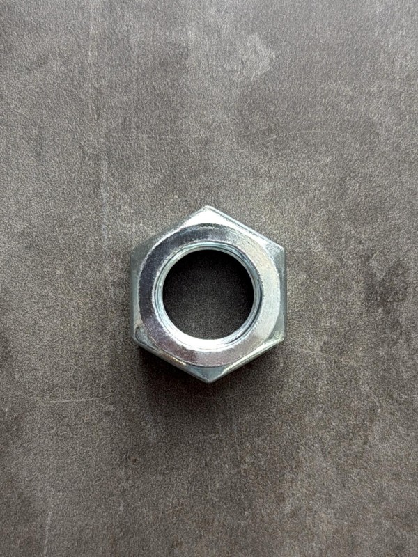 Гайка М18х1,5 1/21642/11