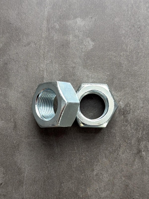 Гайка М18х1,5 1/21642/11