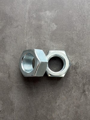 Гайка М18х1,5 1/21642/11