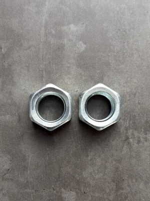 Гайка М18х1,5 1/21642/11