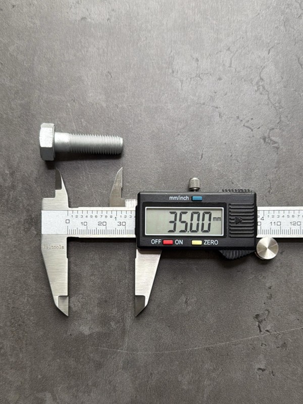 Болт М10х35х1,25 ГОСТ 7798-70 класс прочности 10.9 оцинкованный