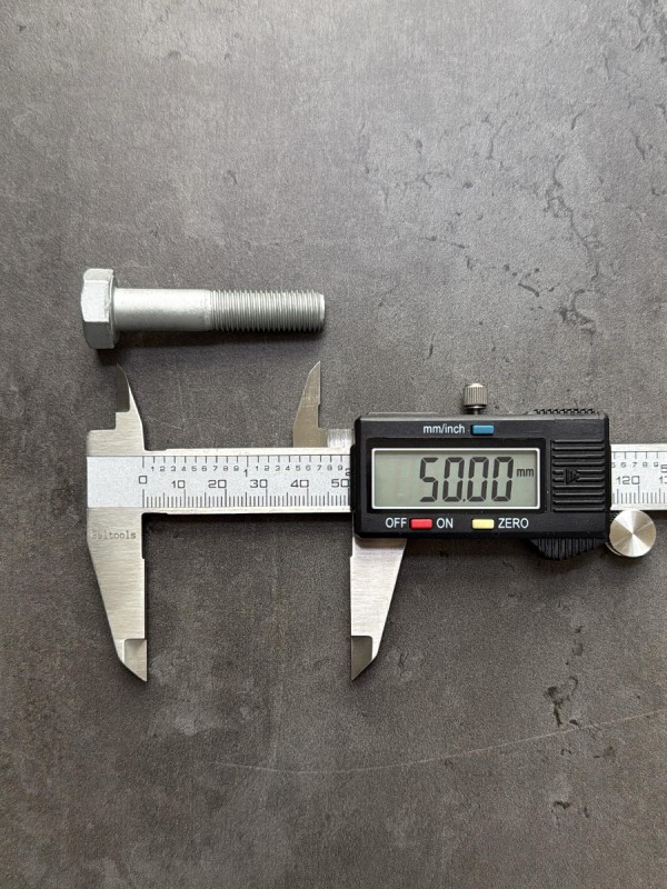 Болт М10х50х1,25 ГОСТ 7798-70 класс прочности 10.9 оцинкованный