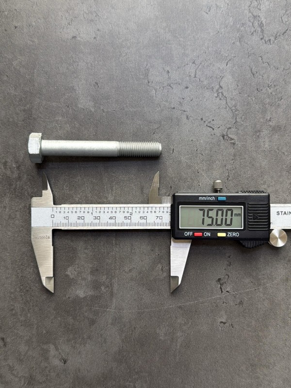 Болт М10х75х1,25 ГОСТ 7798-70 класс прочности 10.9 оцинкованный