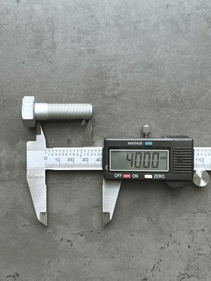 Болт М12х40х1,25 ГОСТ 7798-70 класс прочности 10.9 оцинкованный
