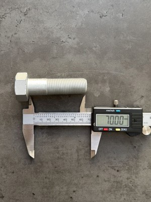 Болт М20х70х1,5 ГОСТ 7798-70 класс прочности 10.9 оцинкованный