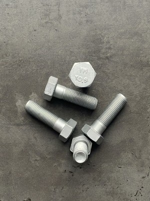 Болт М12х40 1/42747/31