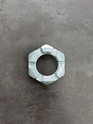 Гайка корончатая, прорезная низкая М27х1,5 DIN 937