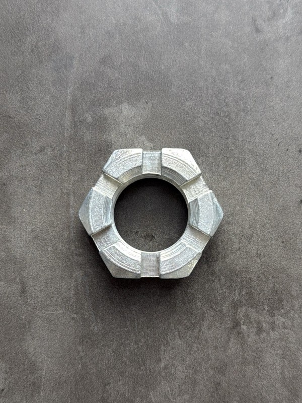 Гайка корончатая, прорезная низкая М30х2 ГОСТ 5919-73, покрытие цинк