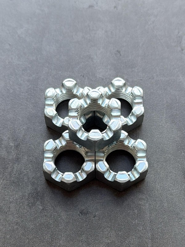 Гайка корончатая, прорезная низкая М18х1,5 ГОСТ 5919-73, класс прочности 10, покрытие цинк