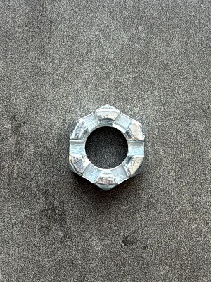 Гайка корончатая, прорезная низкая М14х1,5 DIN 937, класс прочности 10