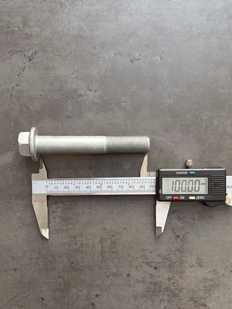 Болт фланцевый М16х100х1,5 10.9 оц. DIN 6921 без насечек