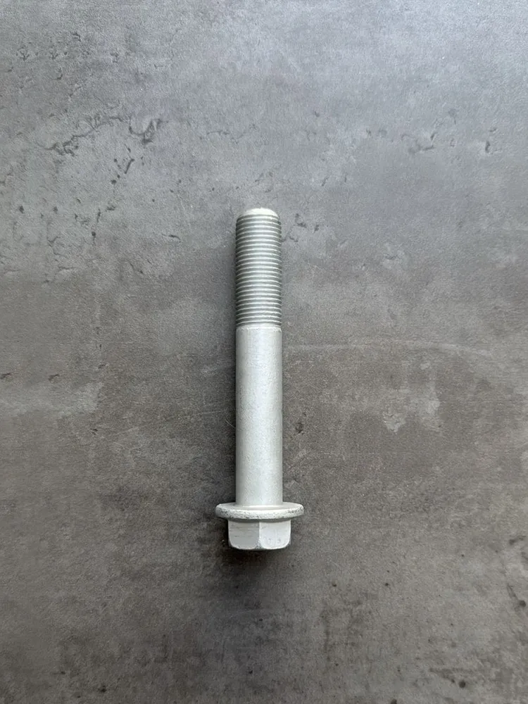 Болт фланцевый М16х110х1,5 10.9 оц. DIN 6921 без насечек