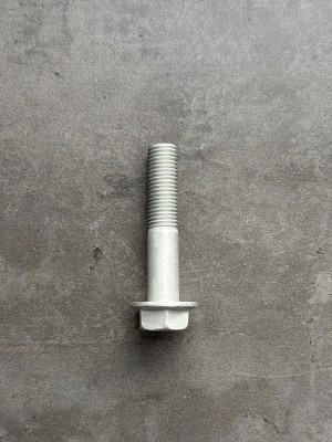 Болт фланцевый М10х50х1,25 8.8 оц. DIN 6921 без насечек