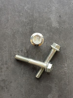 Болт фланцевый М8х50 8.8 оц. DIN 6921 без насечек