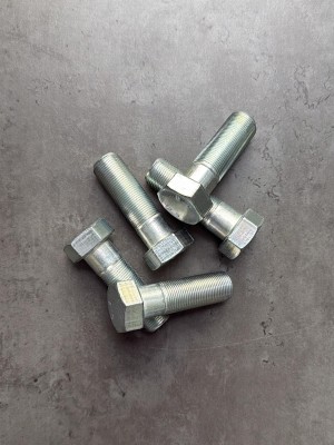 Болт М22х70х1,5 ГОСТ 7798-70 класс прочности 10.9, оцинкованный