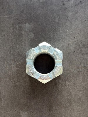 Гайка корончатая, прорезная М30 ГОСТ 5918-73 ст. 09г2с